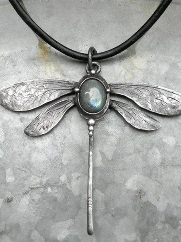 Isla - Vintage Dragonfly Moonstone Necklace