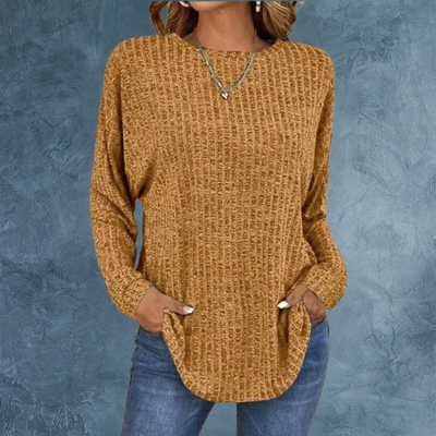 Toni - Effortless Knitwear Tee