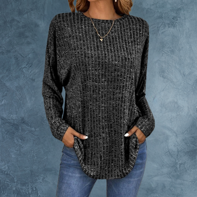 Toni - Effortless Knitwear Tee