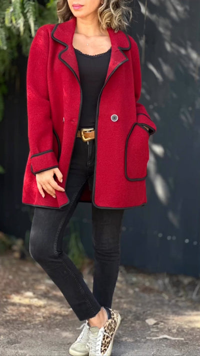 Janine - Elegant Button-Front Coat