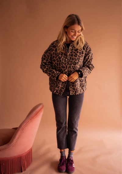 Delia - Bold Leopard Jacket