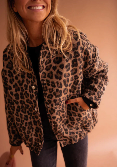 Delia - Bold Leopard Jacket
