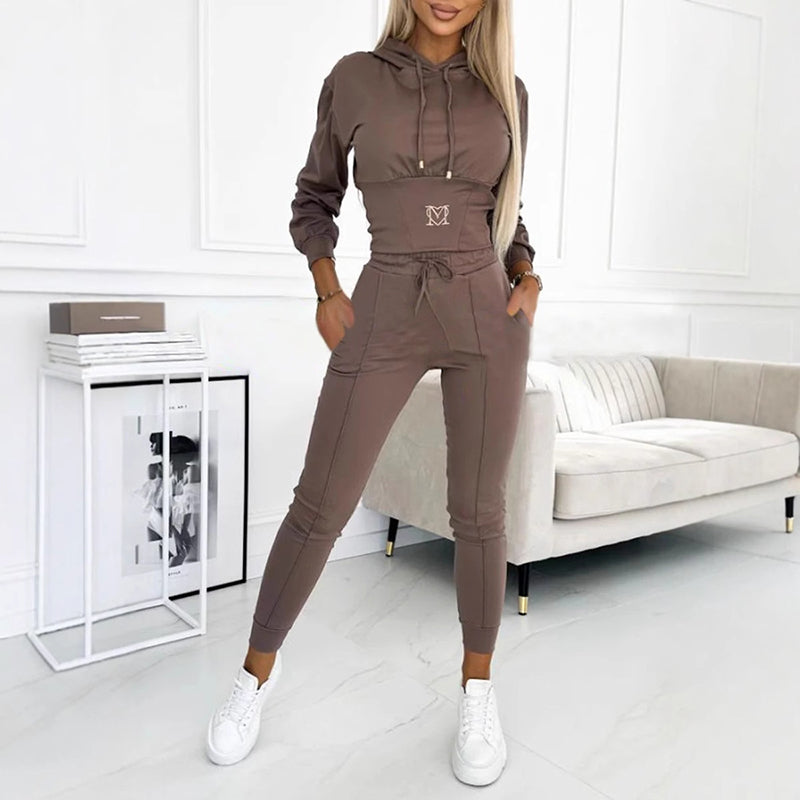 MIRA – Soft Lounge Tracksuit